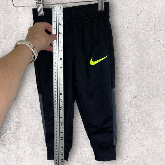 NEW Nike Little Boys Black Sweatpants Size 2T Track Pants 1-2 Years Joggers Pant - Picture 7 of 8